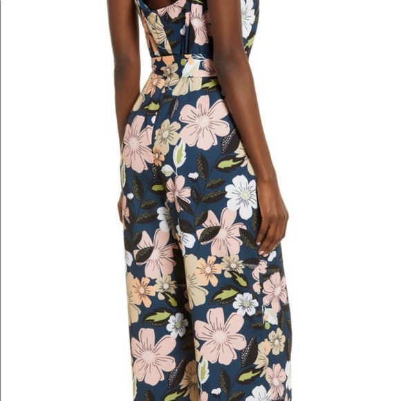 Floral Wide Leg Jumpsuit ~ Brand New - Picture 8 of 11